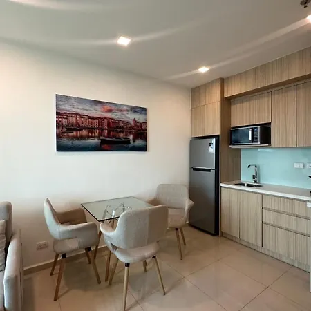 City Garden Tower By Pattaya Vacation Экстерьер фото